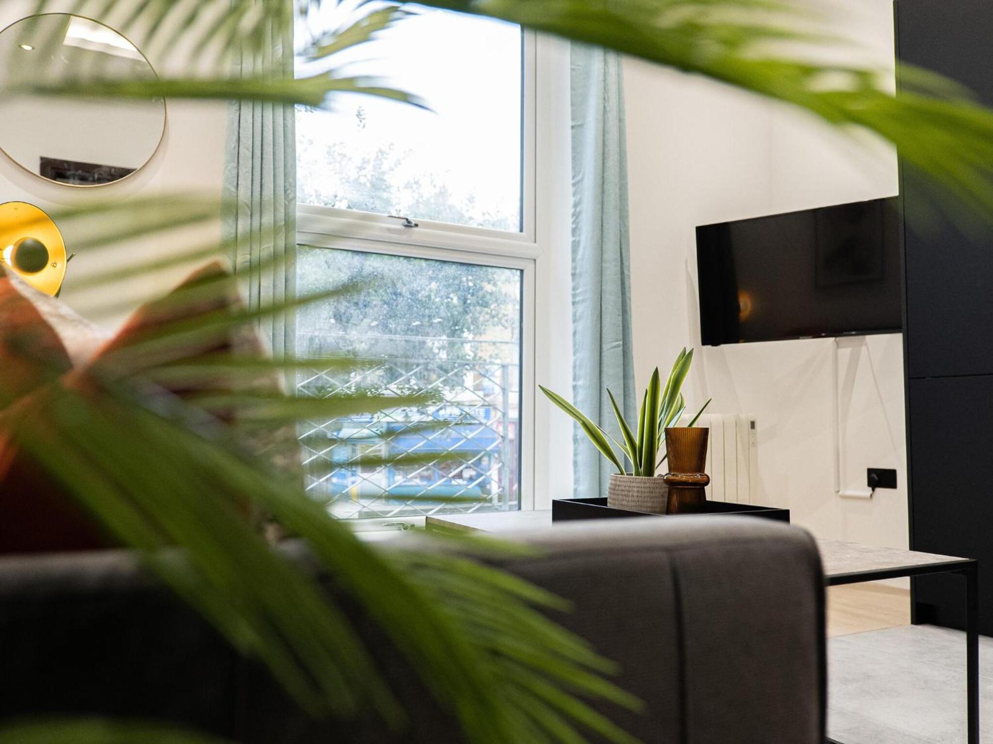 One And Two Bedroom Apartments Near Holloway Train Station By Belvilla Londra Exterior foto